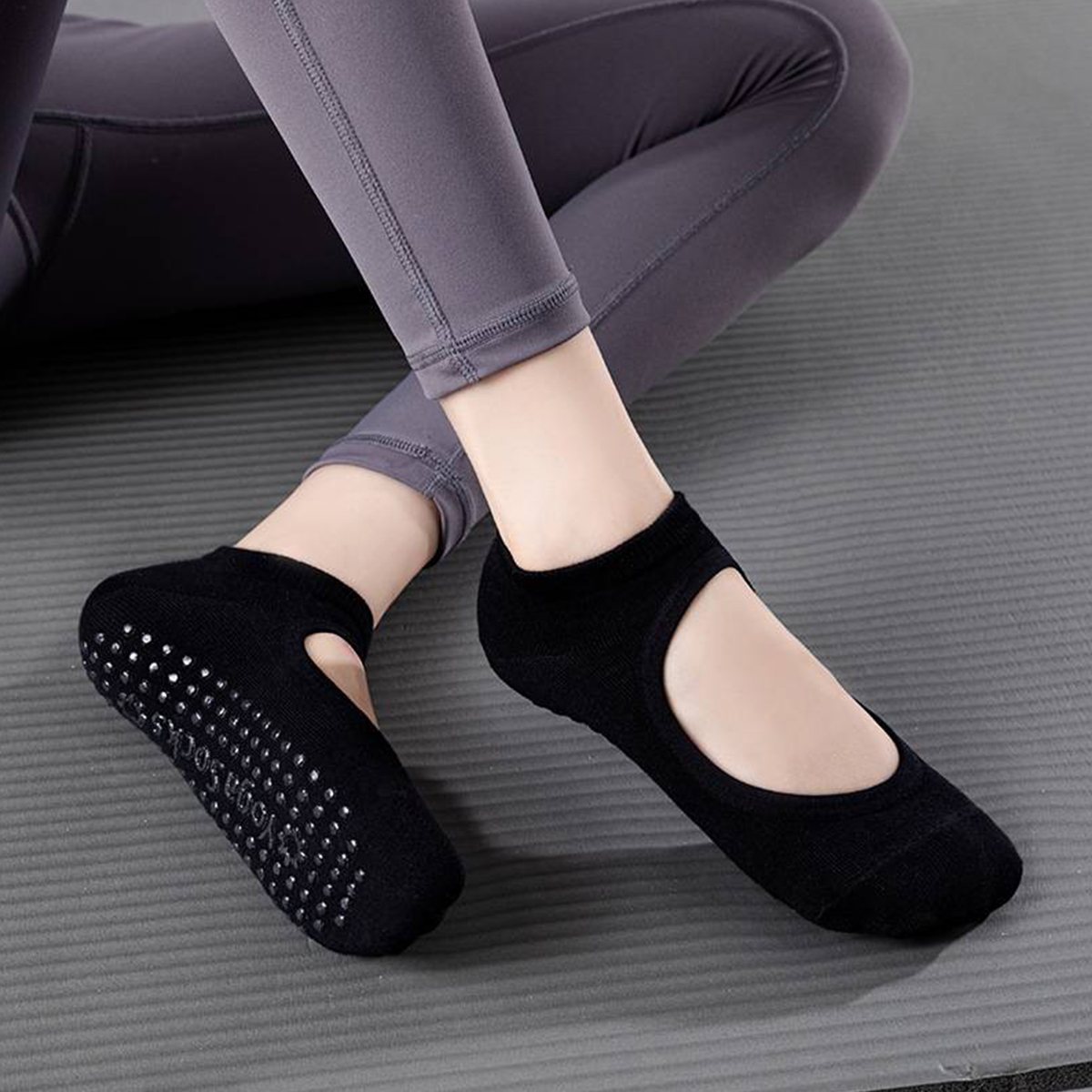 Non-Slip Yoga Socks for Women  - Pilates & Yoga Elastic Band recension och pris